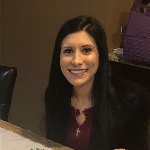 Meet your Posher, Christina